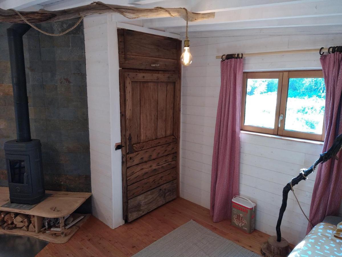 Gite Nature Au Pied Des Hetres Vitrac-sur-Montane Exterior foto